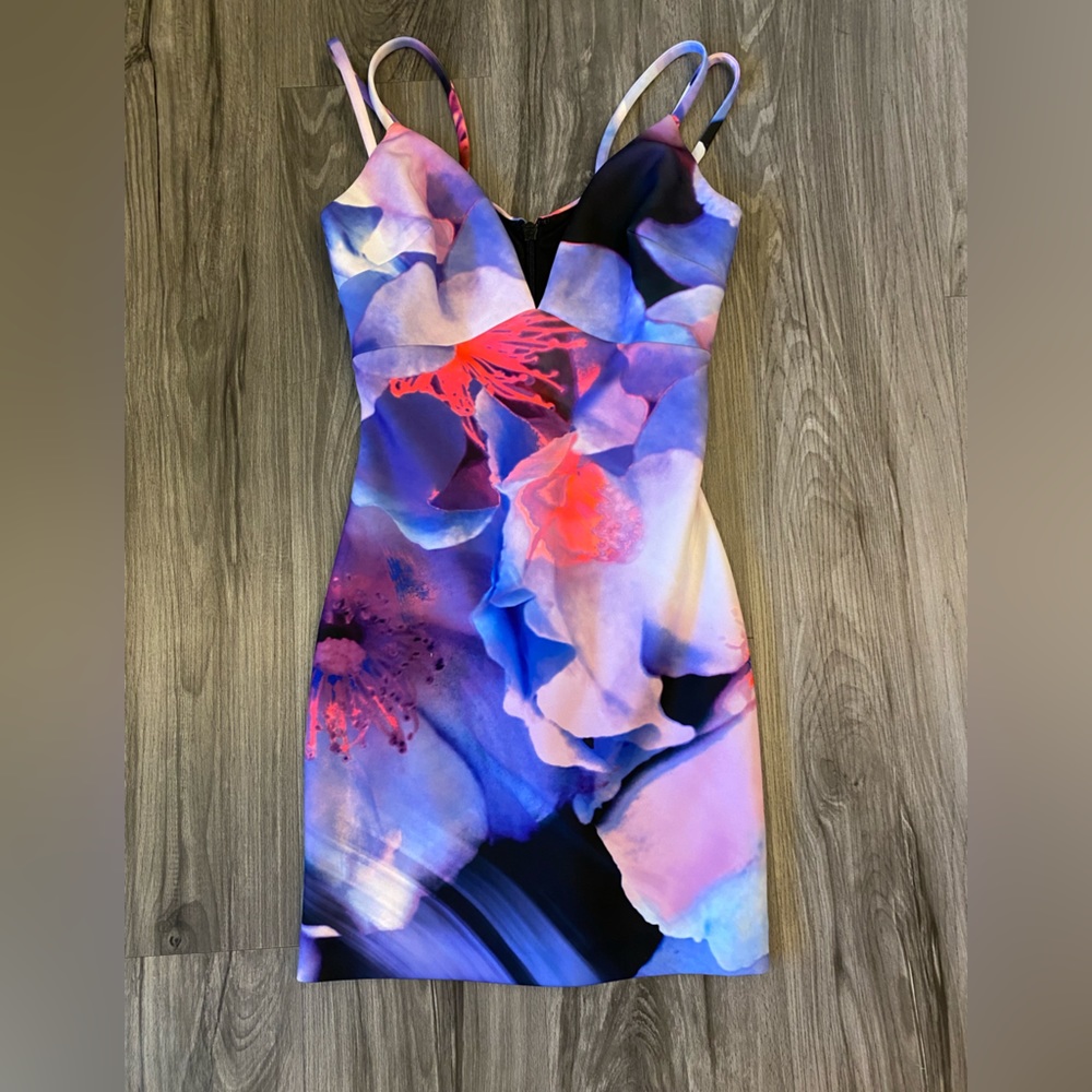 Bebe Tropical Mini Dress XXS